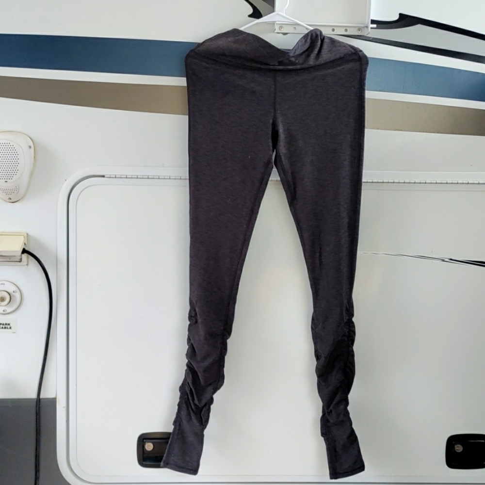 Cute workout pants from H&M...